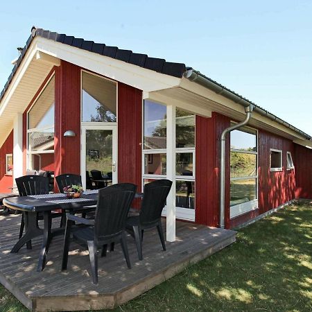 Three-Bedroom Holiday Home In Grossenbrode 8 Экстерьер фото